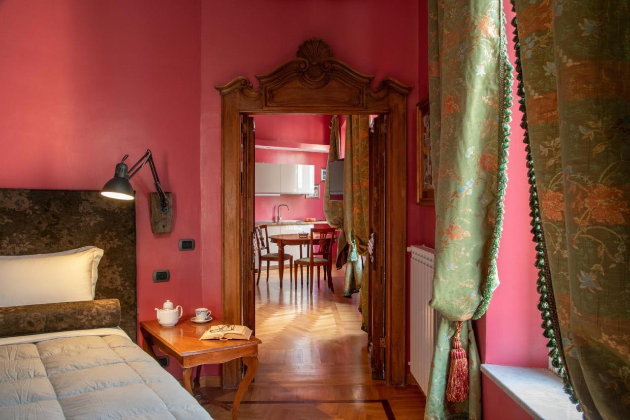 Room 94 Piazza Di Spagna Rzym Zewnętrze zdjęcie
